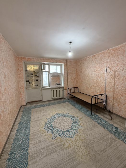 3 бөлмелі орталықтан 3 қабаттан силикат қыштан