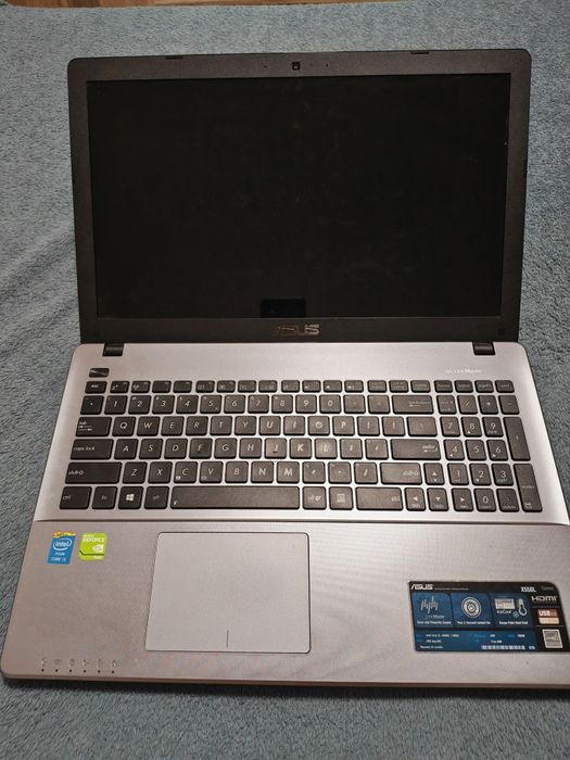 Vând Laptop Asus