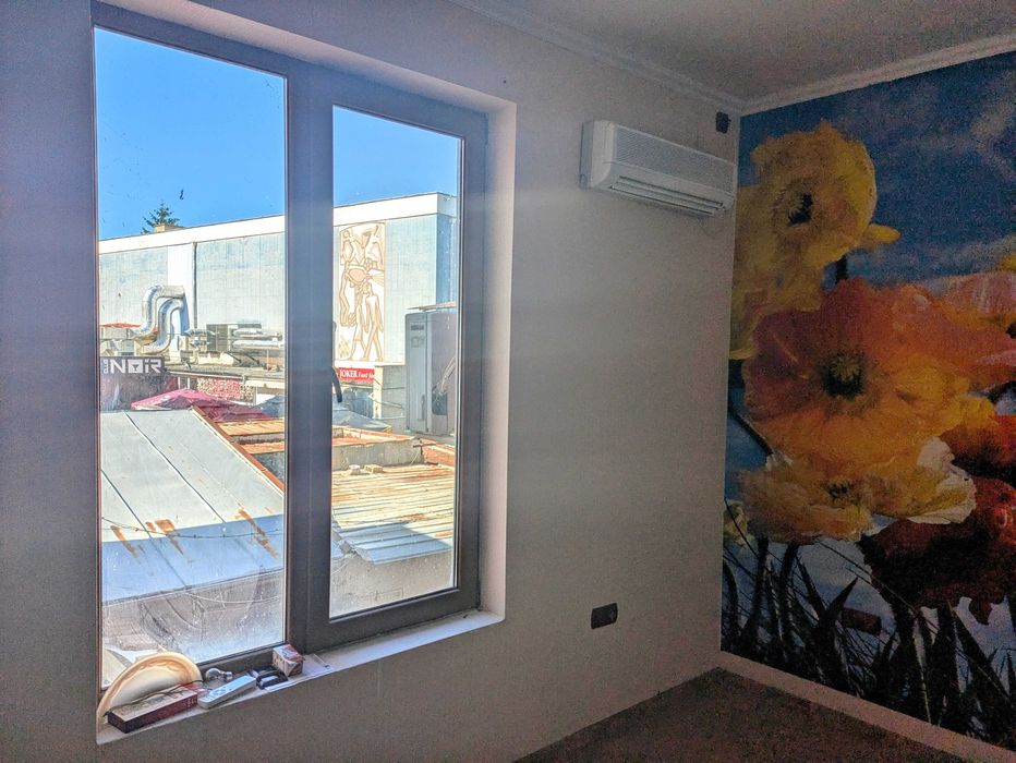 Давам под наем офис/студио в центъра на гр. Казанлък