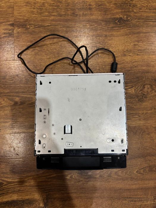 Магнитола Кларион