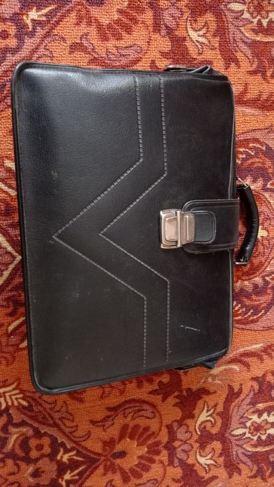Портфель кожаный