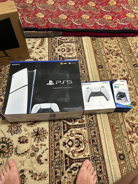 Продам PlayStation 5