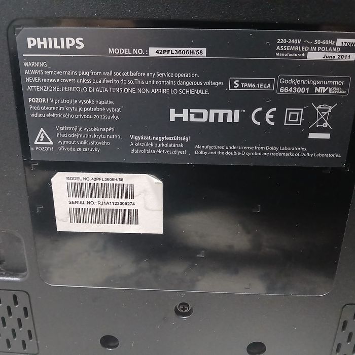 Продам телевизор на запчасти