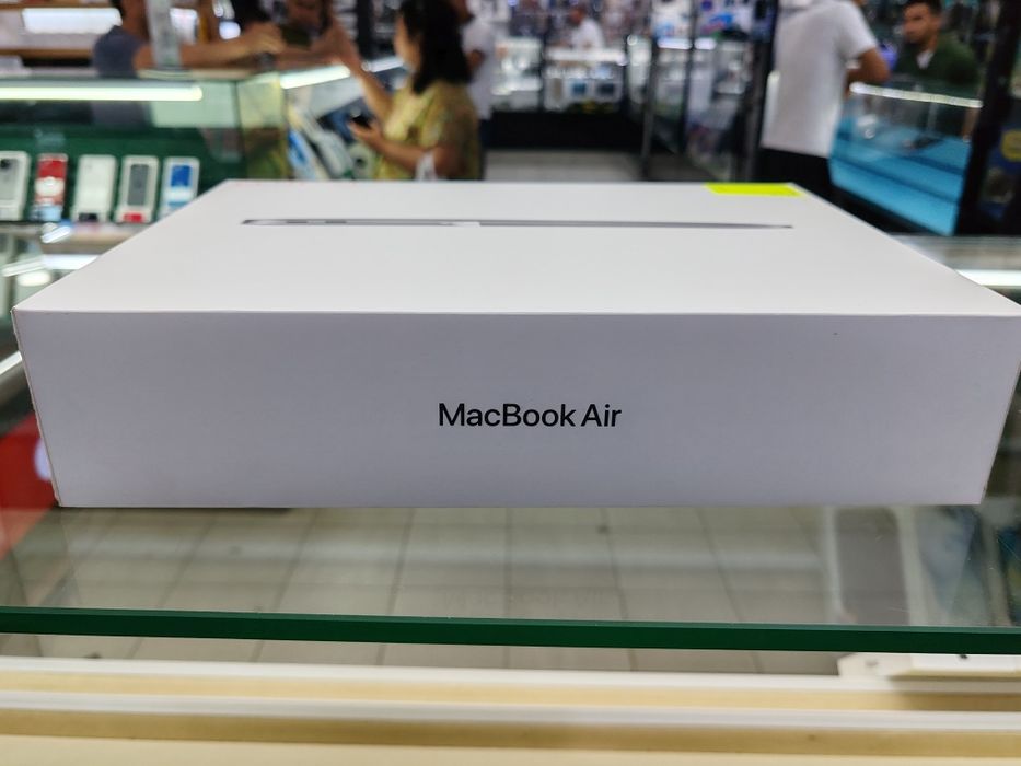 MacBook Air M1 8/256 xolati yangidek garantiyasi bor