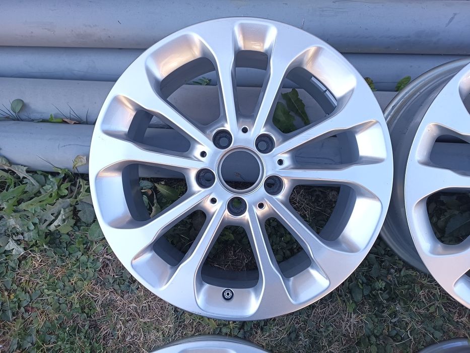 Мерцедес 17 цола, Mercedes GLA W156