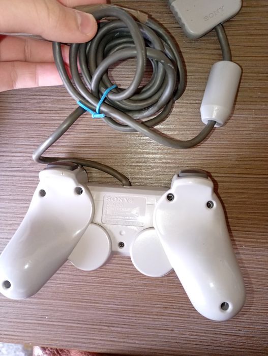 Controller Dualshock 1,modelul dual analog