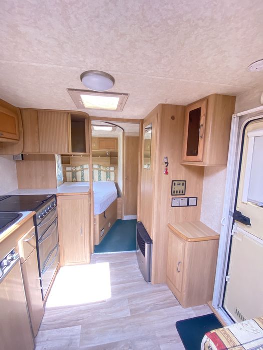 Caravana Lunar Lexton pat fix