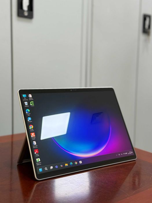 Сотилади Microsoft Surface Pro 9 16GB/256GB зўр ҳолатда