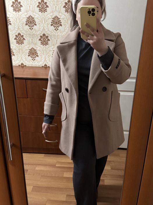 Пальто шанелька.