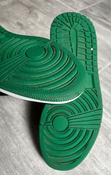 Jordan 1 Pine Green 2.0