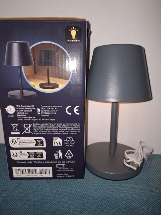 Lampă-cu 3 trepte- încărcare USB