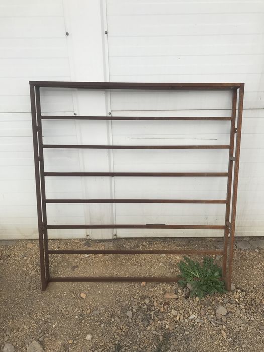 Багажник металический на крышу авто