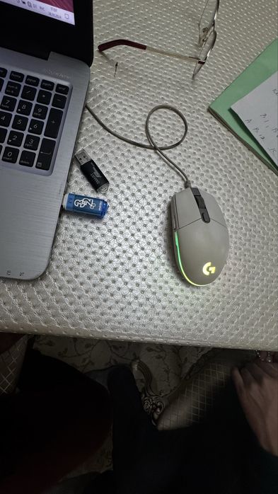 ноутбук Asus X556UQ