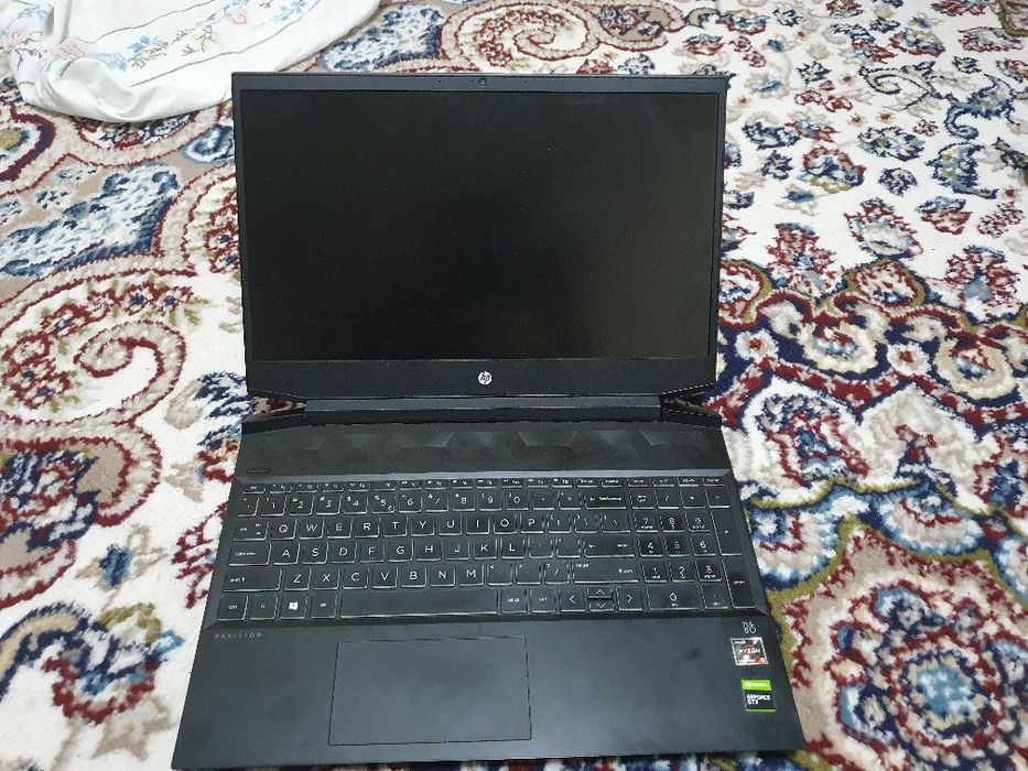 HP Pavilion Ryzen 5 gaming noutbuk