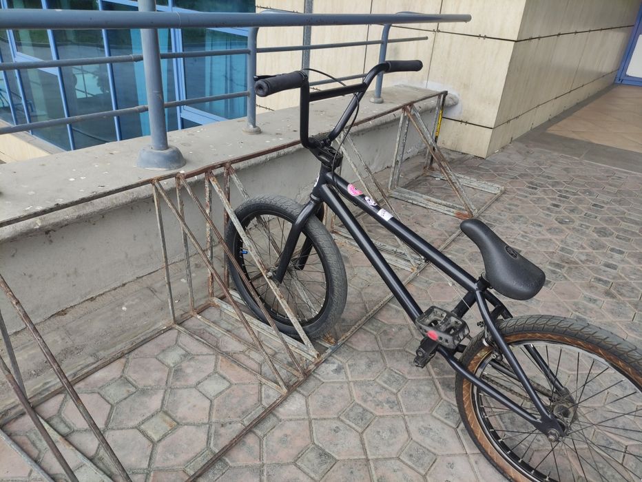 Продам BMX sunday
