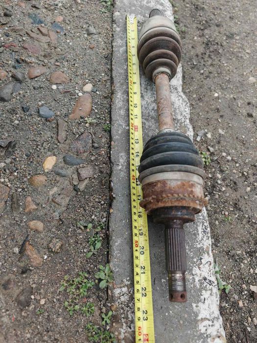 Комплект полуоска с каретата