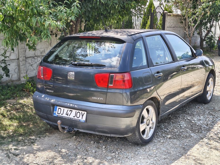 Vand  Seat Ibiza 2001