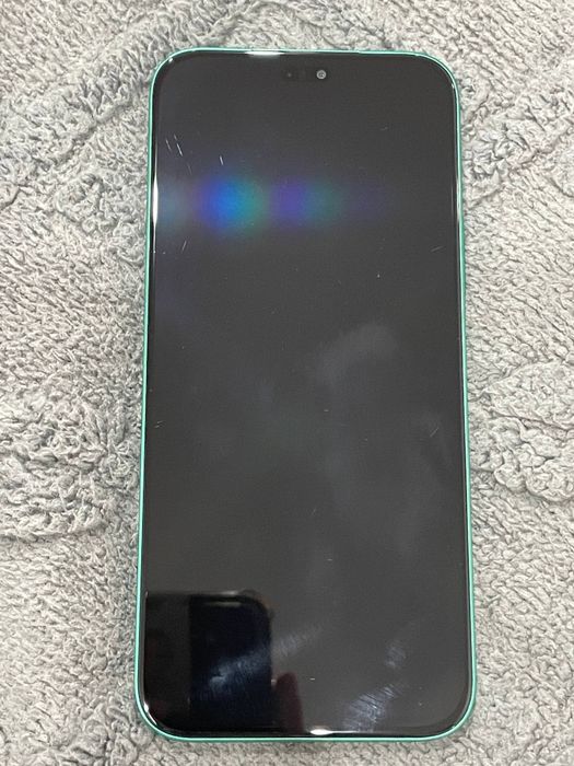 Honor X8b в зеленом цвете