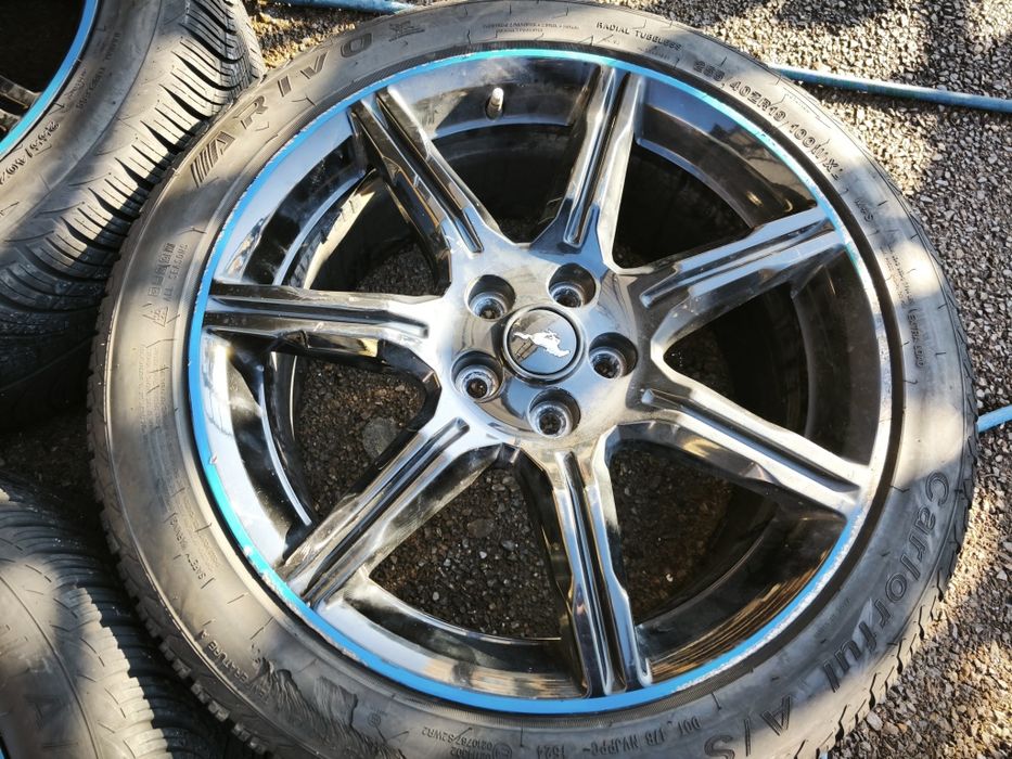 19" оригинални алуминиеви джанти за Ford Mustang.