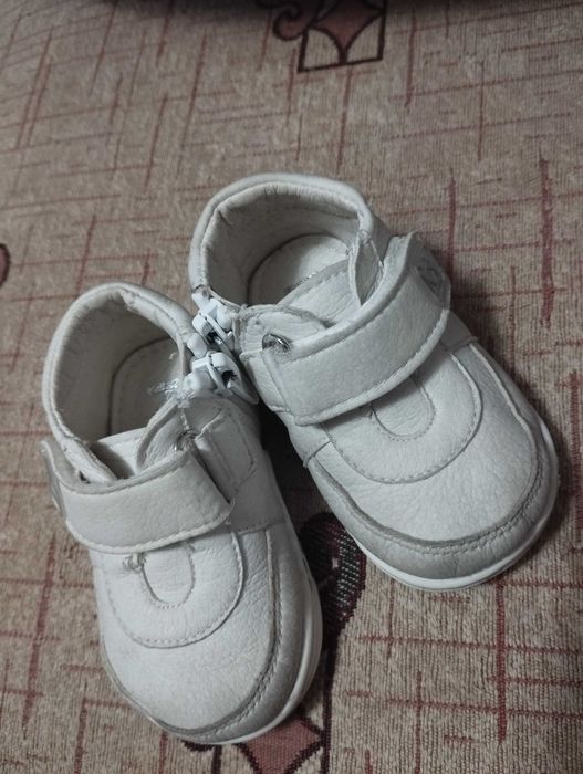 Детски обувки за прохождане