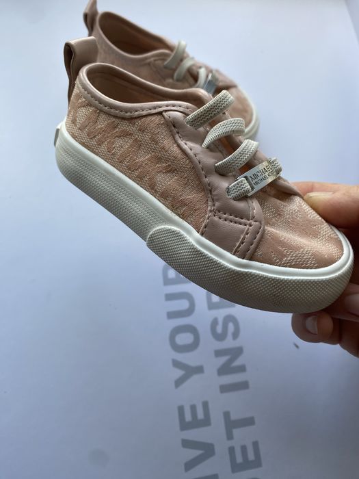 Tenesi Michael  Kors