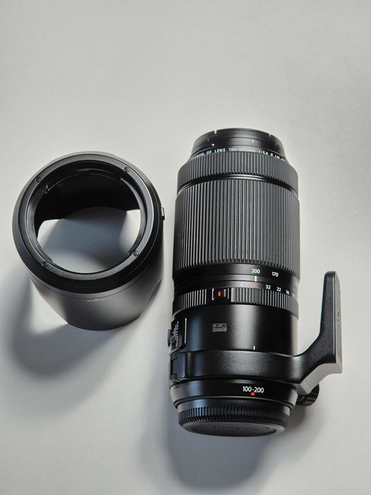 Fujifilm GF 100-200mm f/5.6 R LM OIS WR
