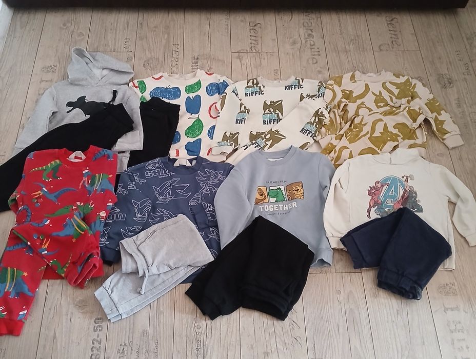Комплекти  benetton  h&m 4-5 години