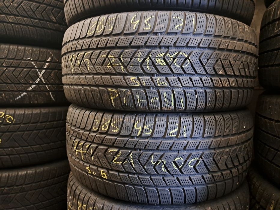 2 anvelope 285/45 R21 Pirelli runflat