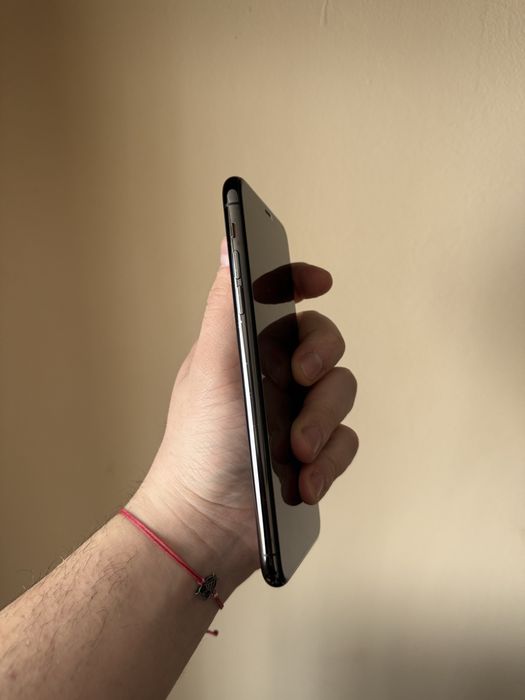 Iphone 11 pro max 93%