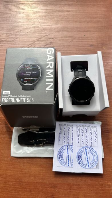 Смарт часы Garmin Forerunner 965