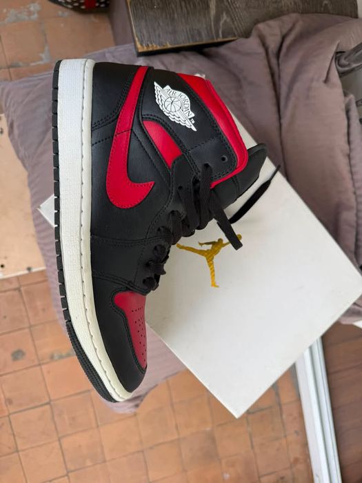 Nike Air Jordan Mid