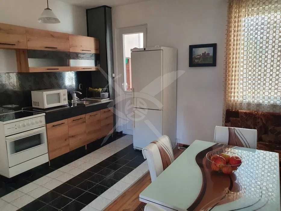 Дава се под наем Тристаен апартамент в Пловдив, Южен - 92 кв.м за 458.49 € - Снимка #8