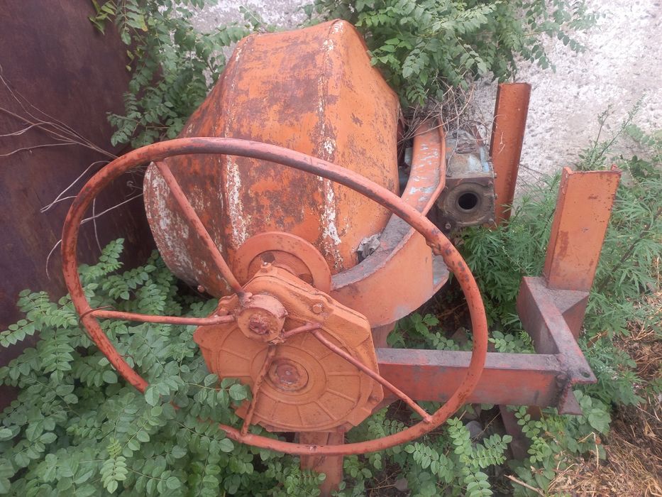 Продам Бетономешалка