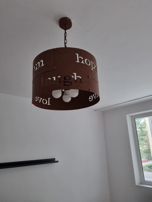 Lustre, aplice, spoturi