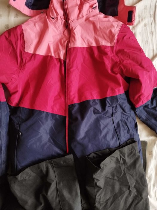 Дамско ски яке, размер с