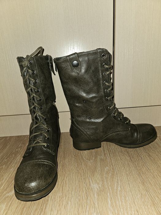 Демисезонные сапоги