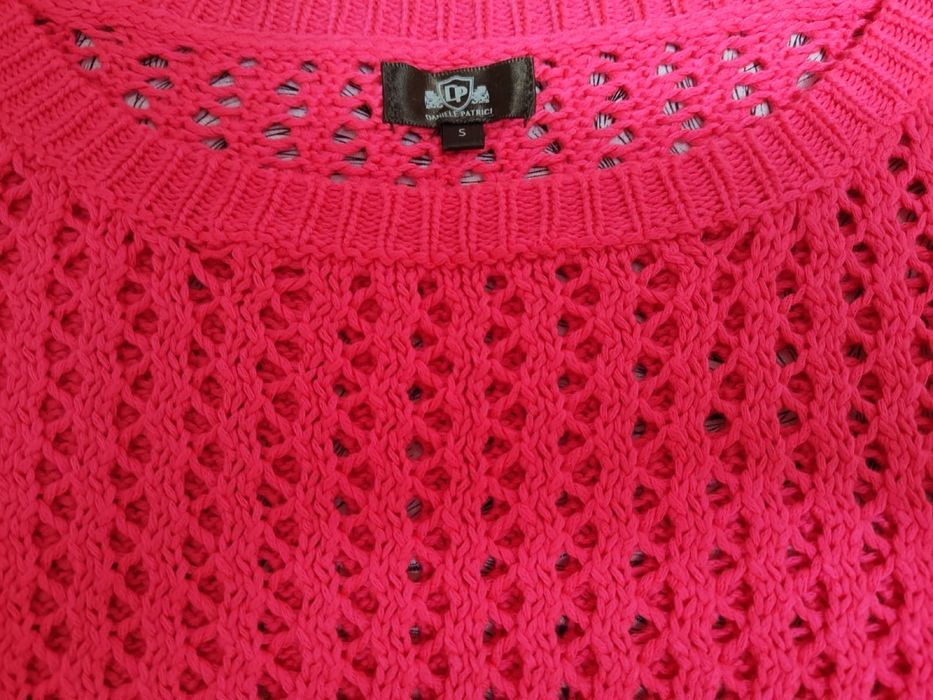 Продам кофту размер S новая