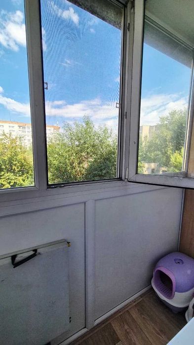 Продам 2 комн квартиру Сатпаева 34