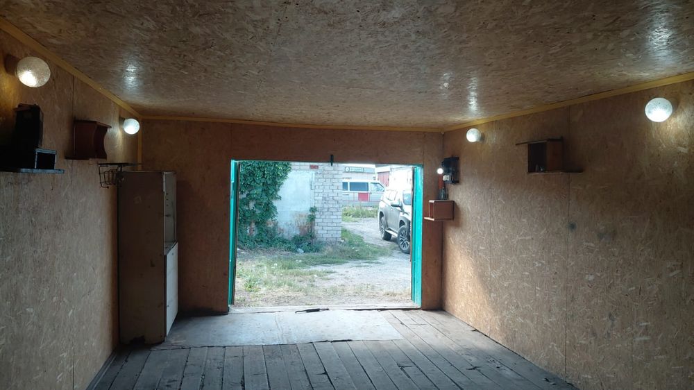 Продам гараж Локомотив