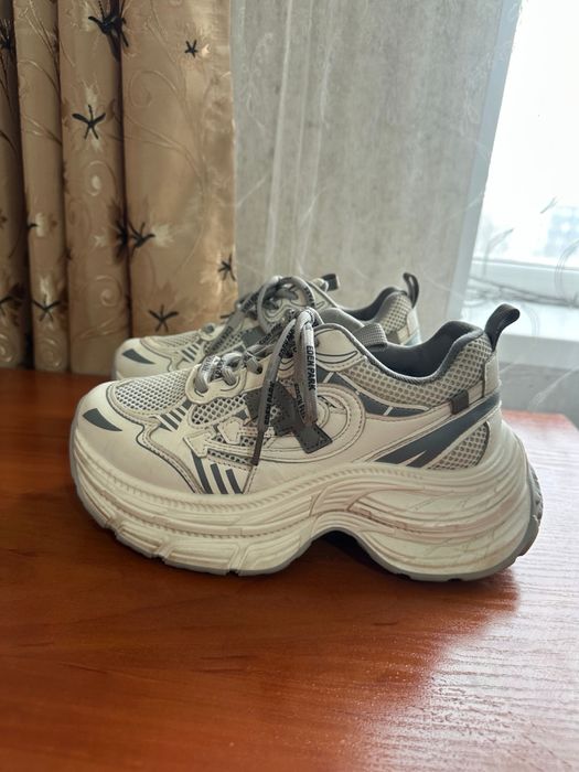 Продаются крассовки