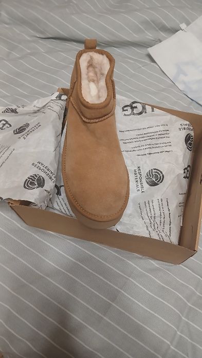 UGG-URI noi originale