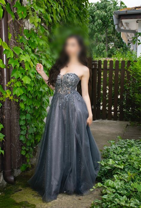 Блестяща бална рокля