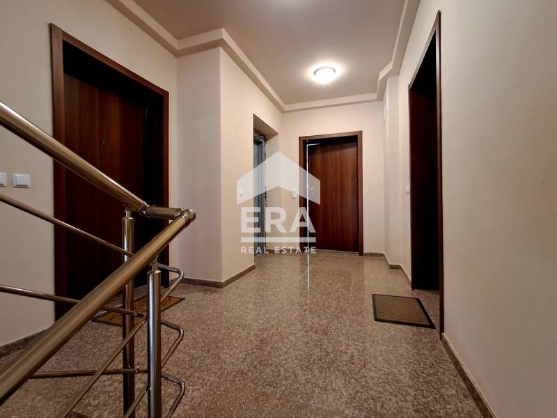 Продава се Едностаен апартамент в Варна, Бриз - 48 кв.м за 2719 €/кв.м - Снимка #2