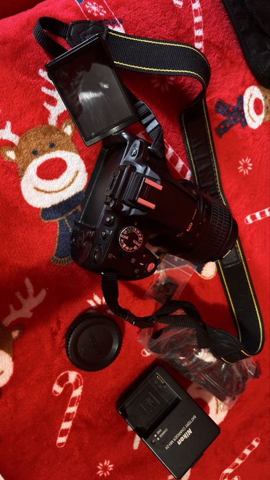 Продавам Nikon D5100