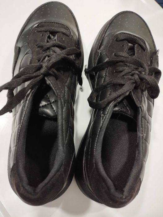 Кроссовки Турция 37 размер