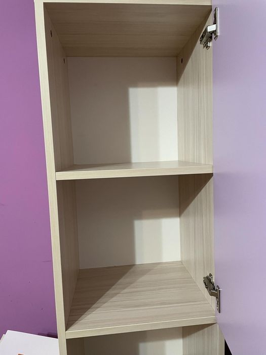 Запазени. Мебели за детска стая в нежно лилав (само гардероб -250лв)