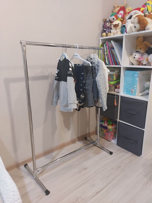 Вешалка напольная детская