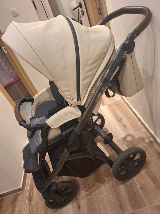 Бебешка количка Roan Bass Next