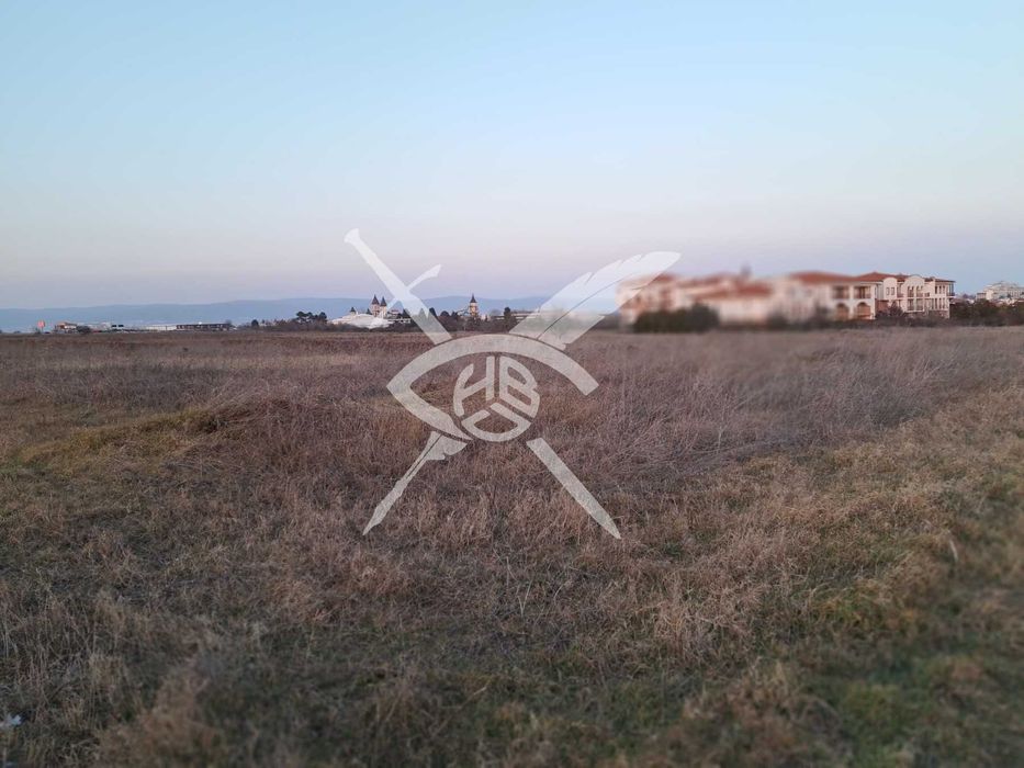 Парцел в регулация в с.Равда!