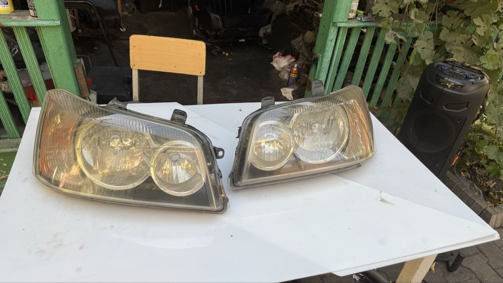 Фары Toyota highlander Американец